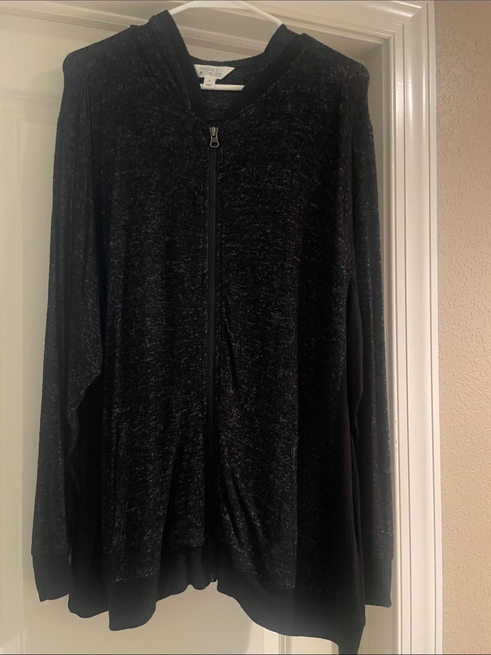 Market & Spruce Black Zip-Front Hoodie